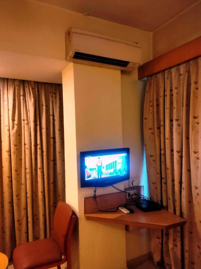 Hotel Roopa Майсуру Екстер'єр фото